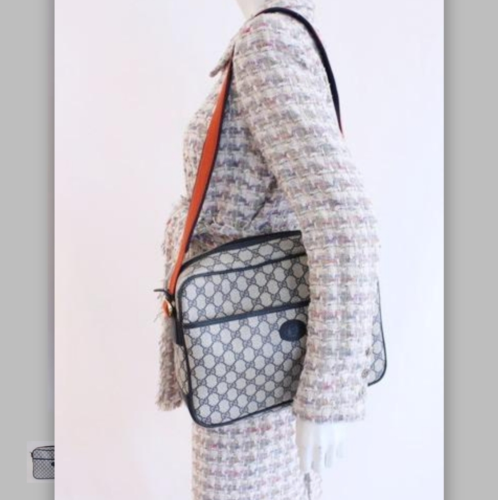 Authentic Vintage Gucci Interlocking GG Monogram Supreme Sherry Web Ophidia Bag
